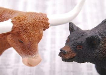Bitcoin Slips Below $93K in Crypto Selloff, but Trader Sees Short-Term Bounce